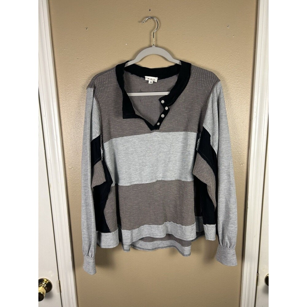 POL Waffle Ribbed Knit Long Sleeve Colorblock Gray Medium Raw Hem Boho Preppy